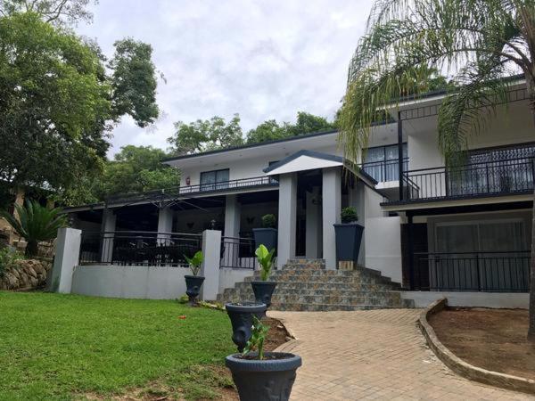 Calla Lily Guesthouse Mbombela Eksteriør billede
