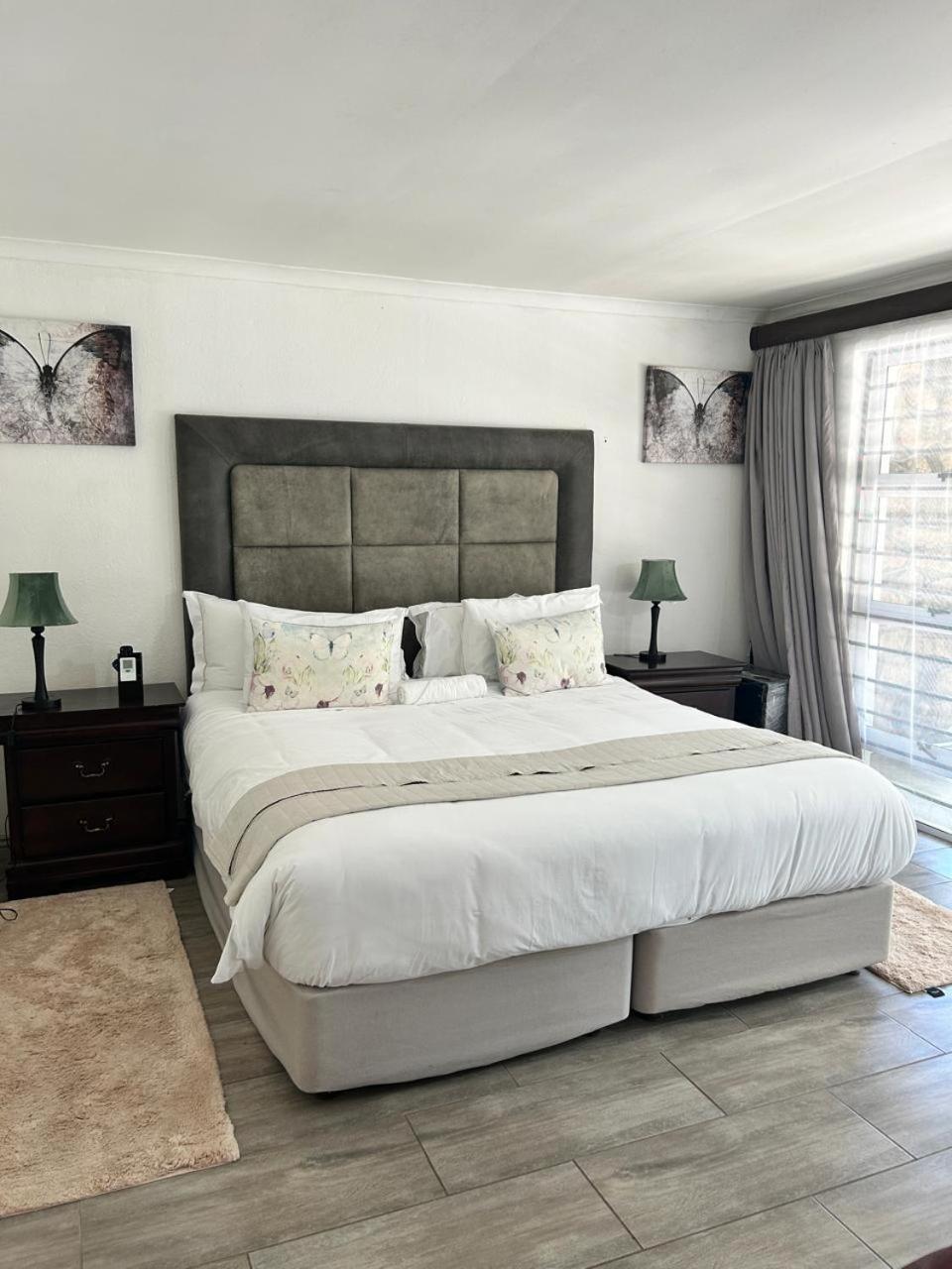 Calla Lily Guesthouse Mbombela Eksteriør billede