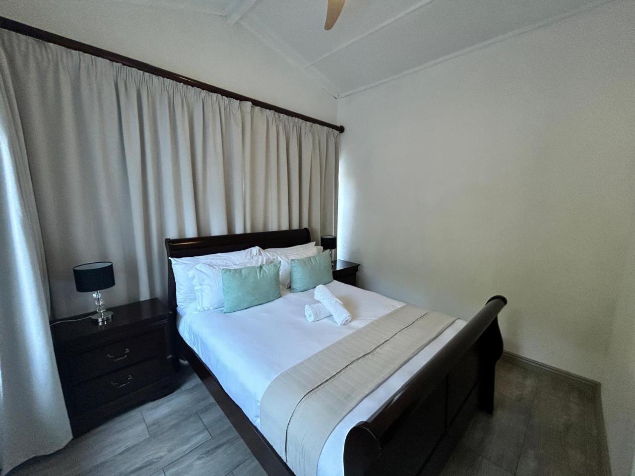 Calla Lily Guesthouse Mbombela Eksteriør billede