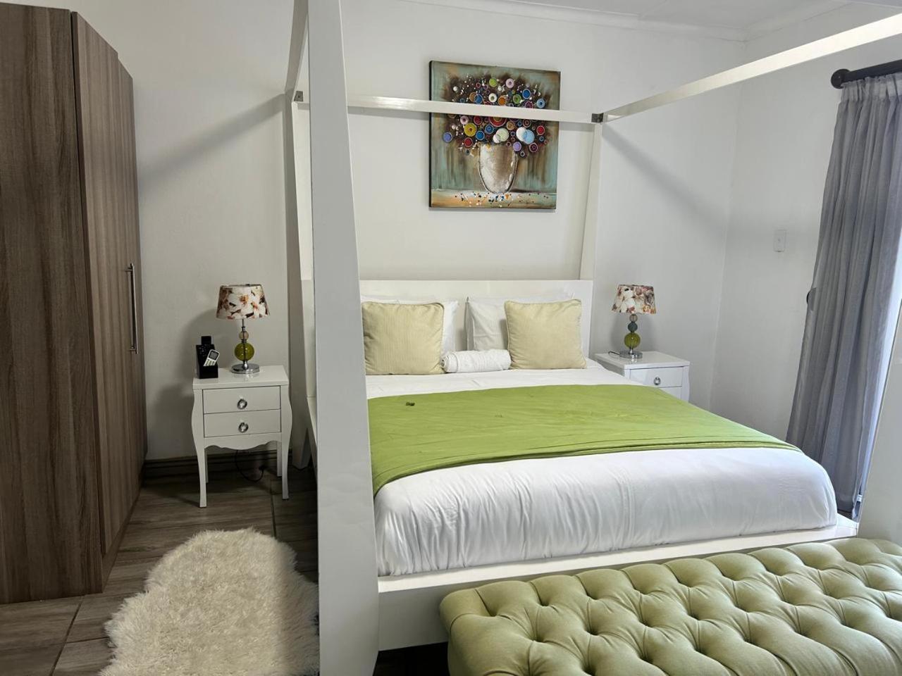 Calla Lily Guesthouse Mbombela Eksteriør billede