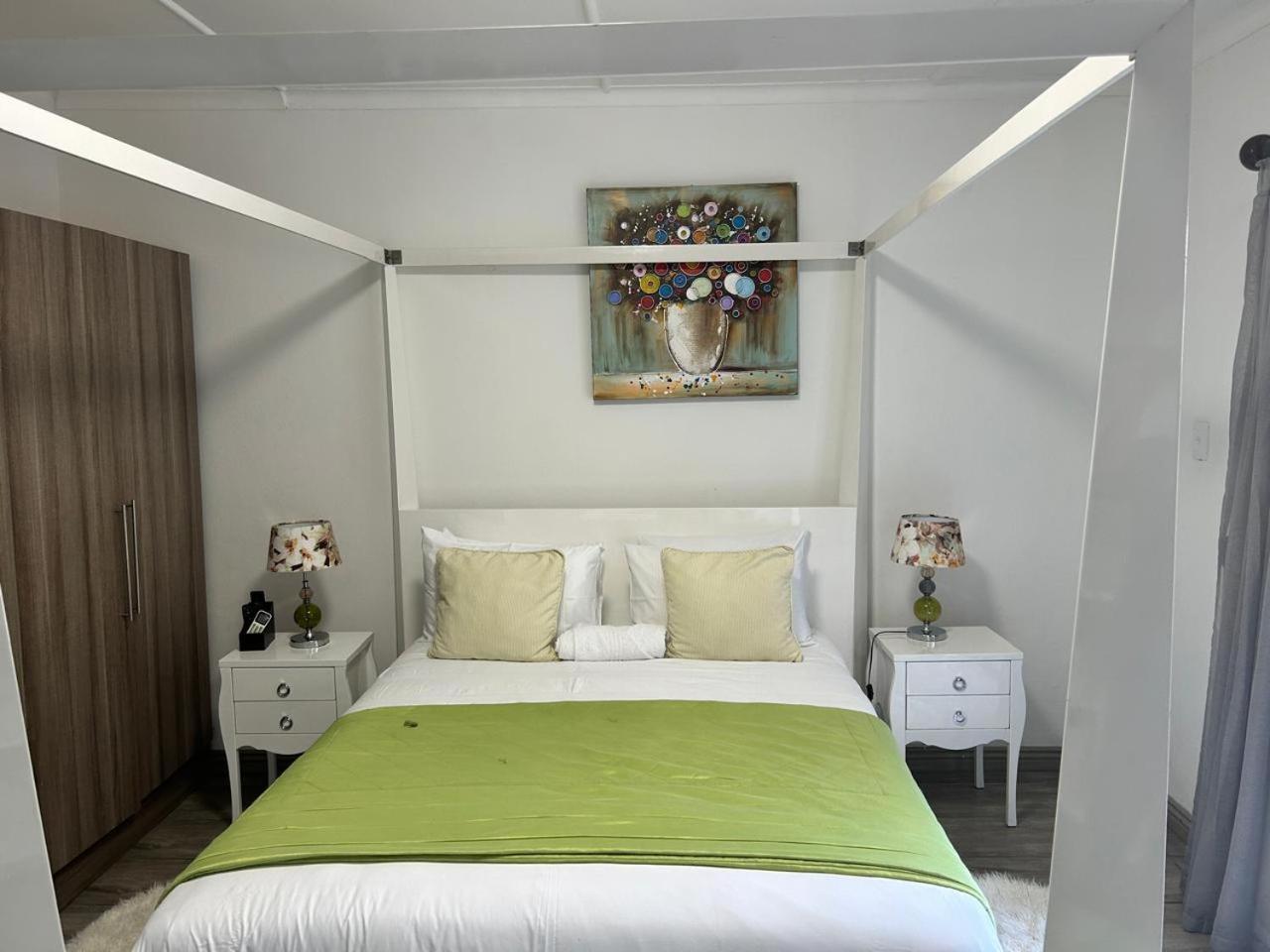 Calla Lily Guesthouse Mbombela Eksteriør billede