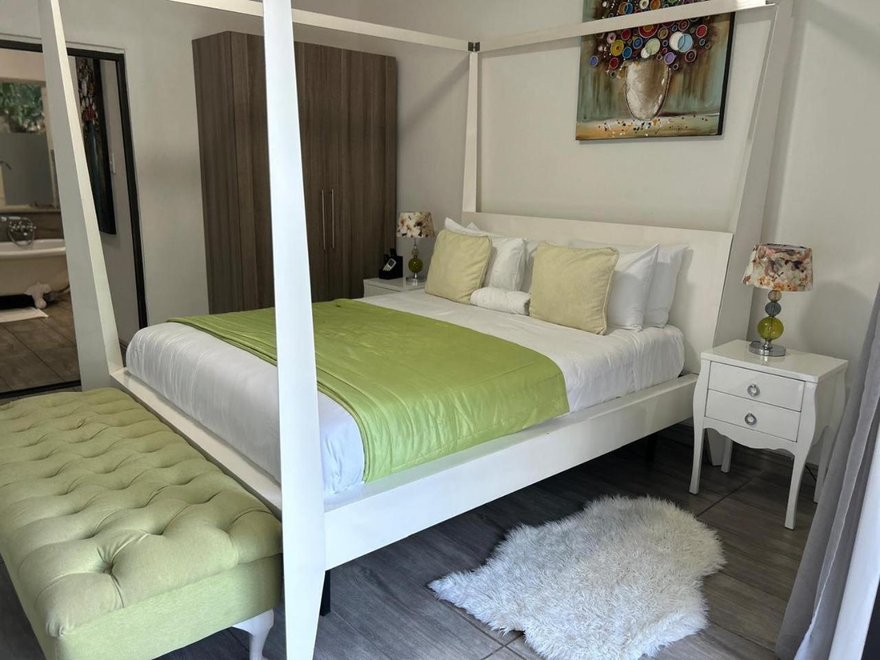 Calla Lily Guesthouse Mbombela Eksteriør billede