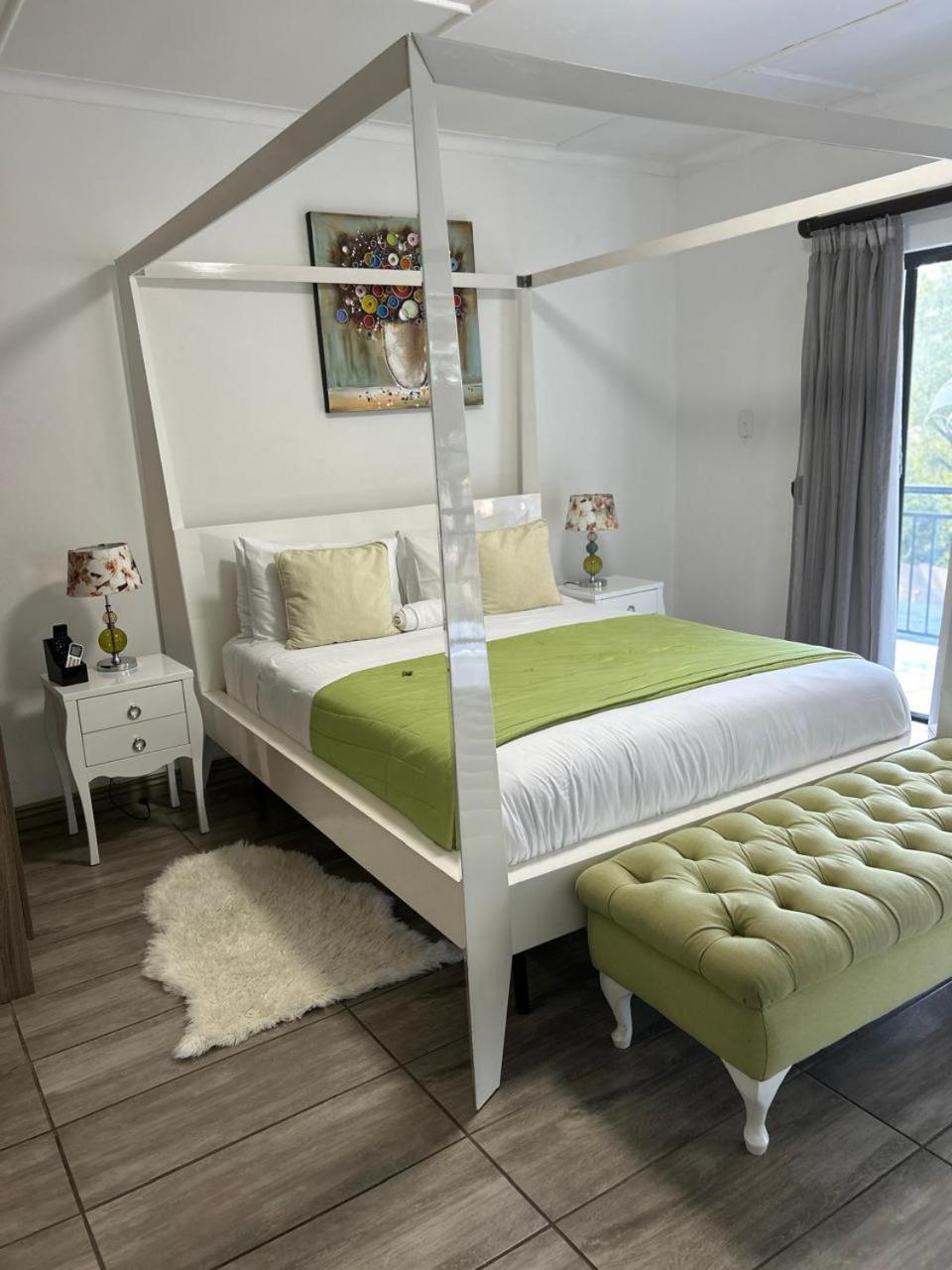 Calla Lily Guesthouse Mbombela Eksteriør billede