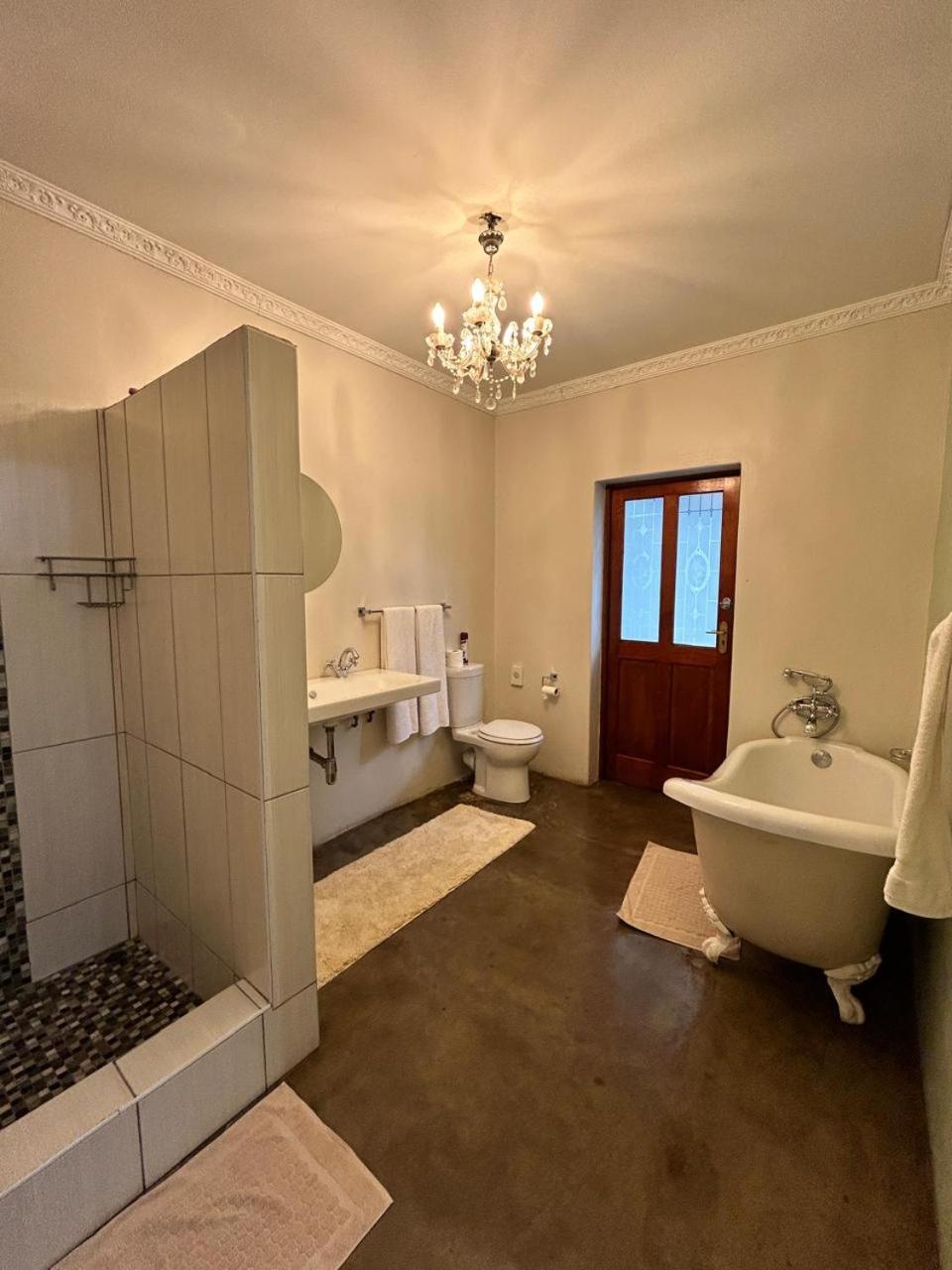 Calla Lily Guesthouse Mbombela Eksteriør billede